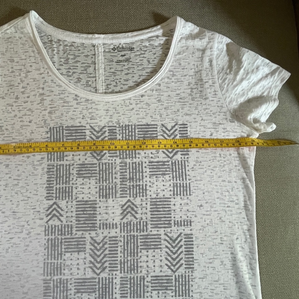 Sparkling White Columbia W's Graphic Design Top - Picture 3 of 5